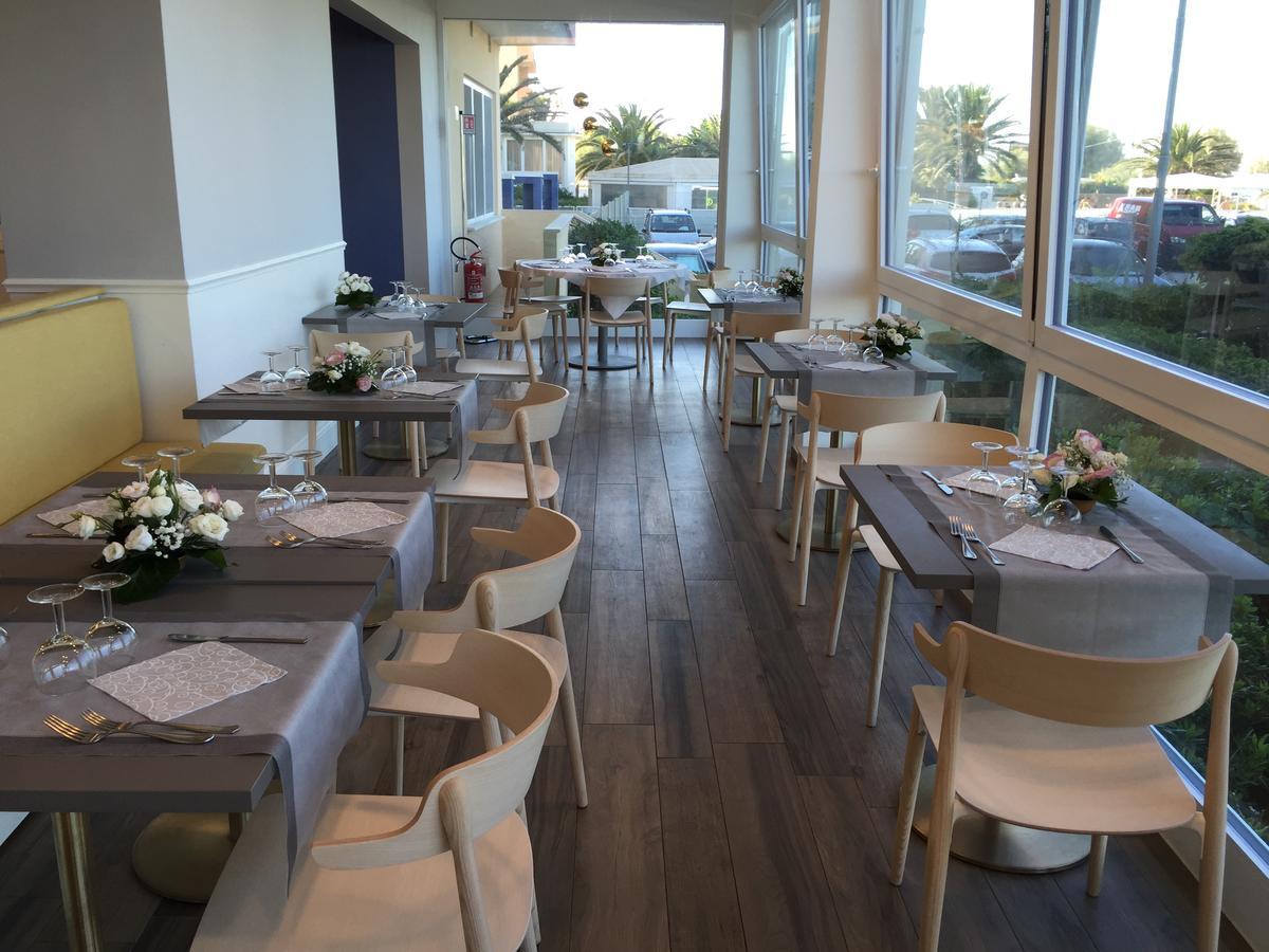 Hotel Tritone Senigallia Exterior photo